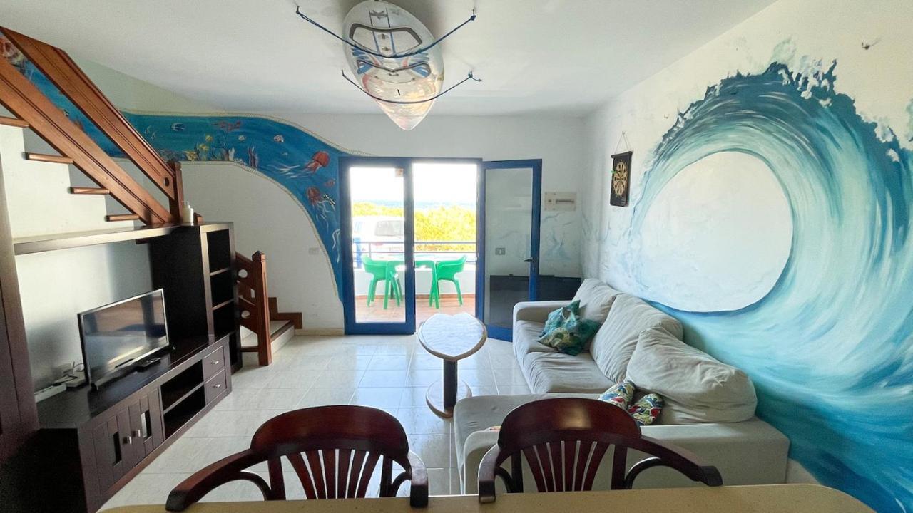 نزل فامارافي Red Star Surf & Yoga Camp Lanzarote المظهر الخارجي الصورة