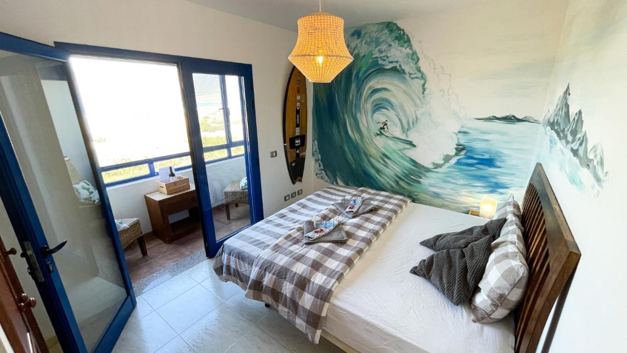 نزل فامارافي Red Star Surf & Yoga Camp Lanzarote المظهر الخارجي الصورة