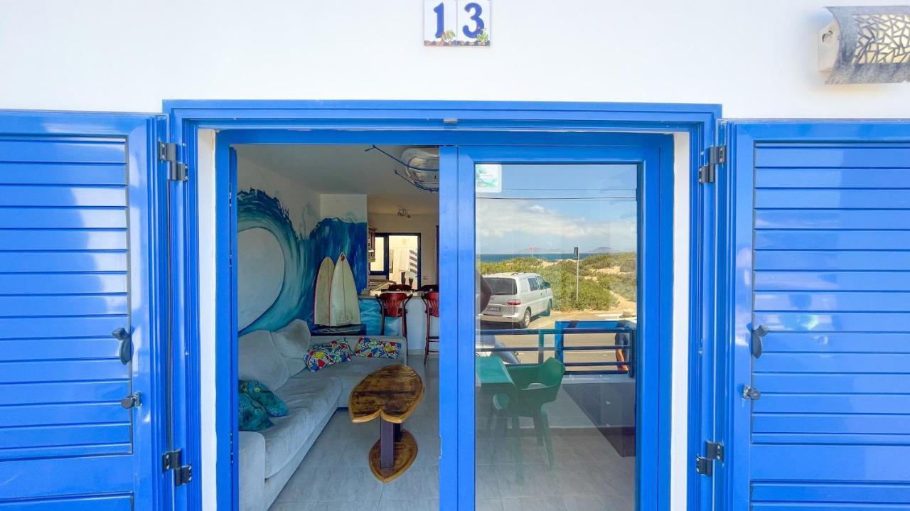 نزل فامارافي Red Star Surf & Yoga Camp Lanzarote المظهر الخارجي الصورة