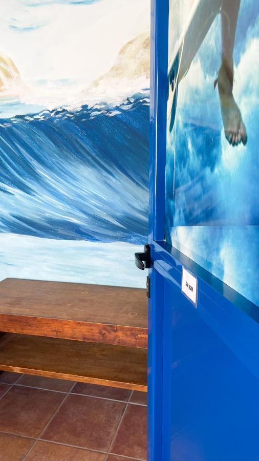 نزل فامارافي Red Star Surf & Yoga Camp Lanzarote المظهر الخارجي الصورة