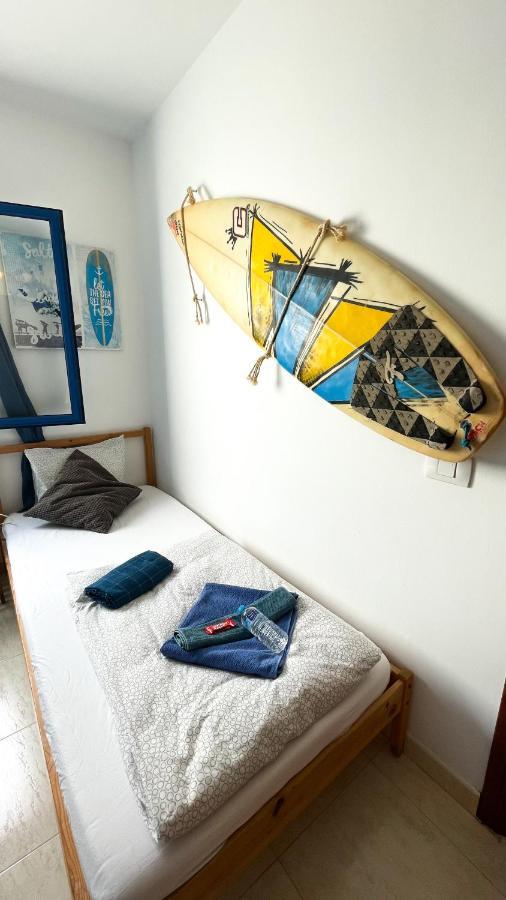 نزل فامارافي Red Star Surf & Yoga Camp Lanzarote المظهر الخارجي الصورة